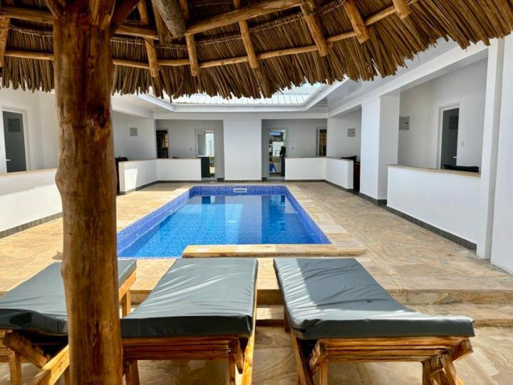 Diamond White Resort Нунгві Екстер'єр фото